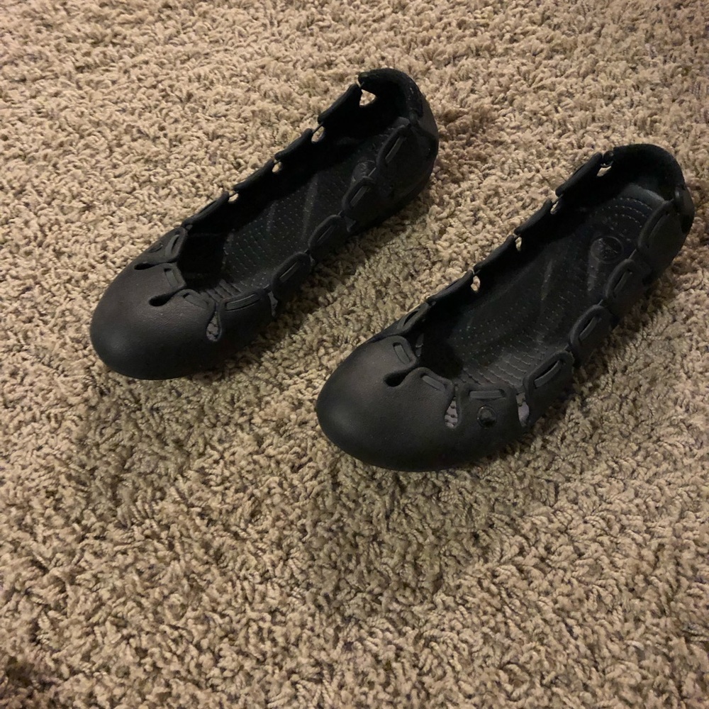 Black flats